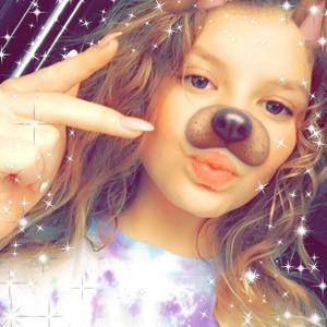 Meet your Posher, Juliana